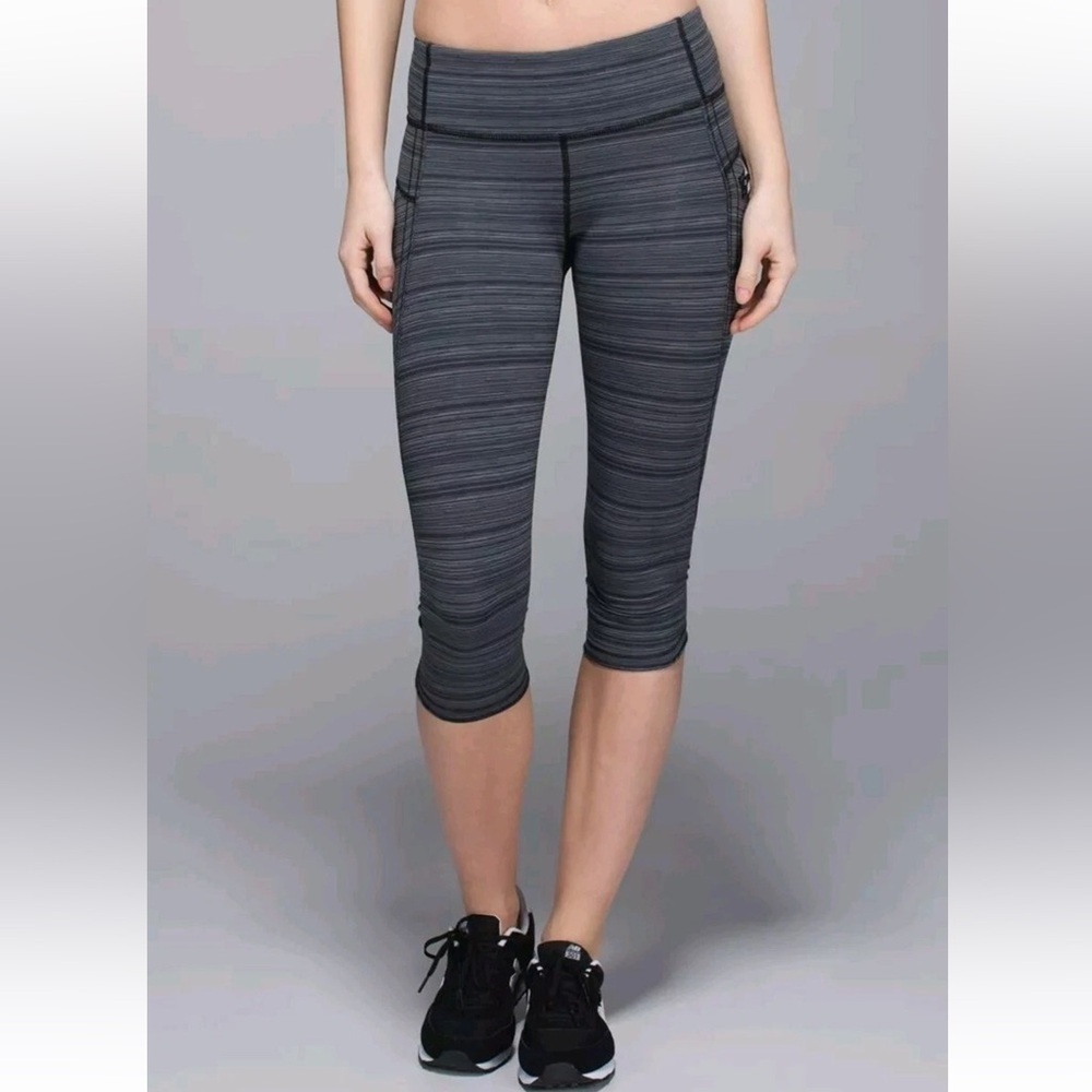 Lululemon Run Top Speed Crop Leggings Womens Size 10 Gray Space Dye Yoga Gym
